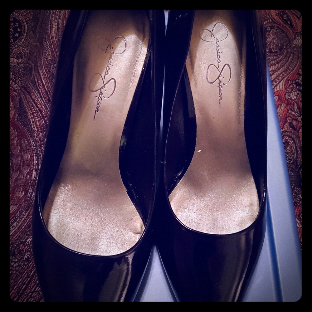 Black Patent Leather Pump